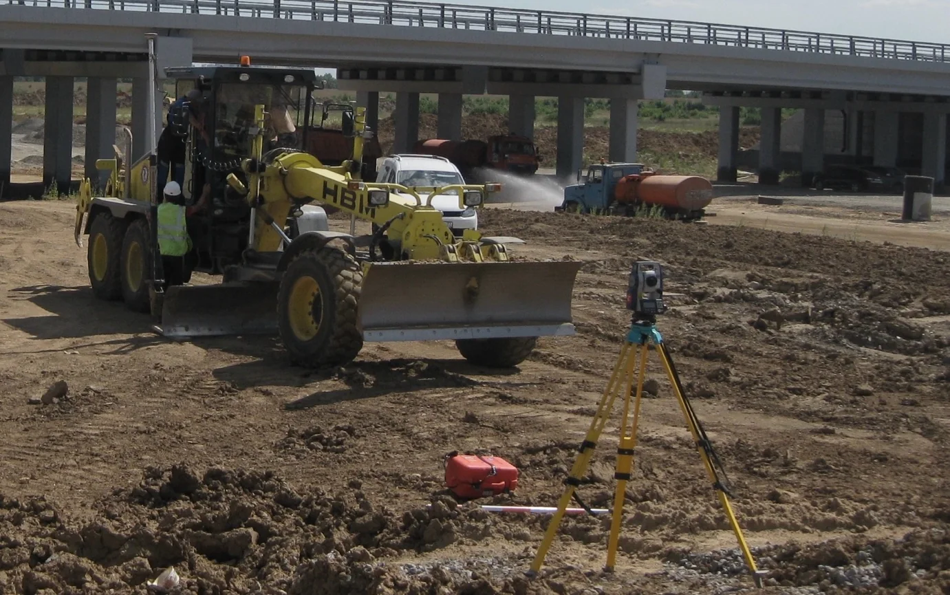 Leica MC1 · GNSS и TPS